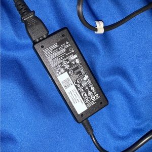 Dell PA-12 65W 9RN2C Laptop AC Adapter (HA65NS5-00)